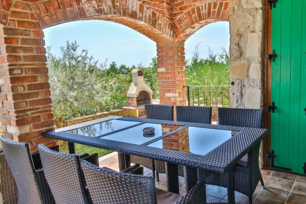 Villa Istriana Jakob With Pool Tar-Vabriga Exterior foto